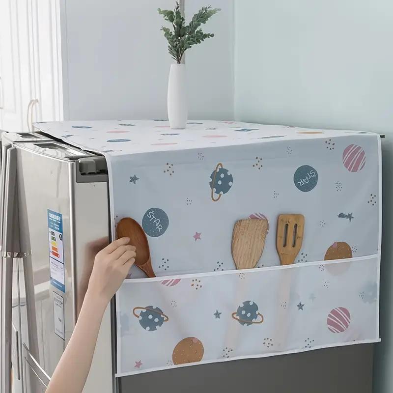 Random Color Cartoon Print Refrigerator Dust Cover, Simple Multi-functional Refrigerator Dust Cover with Side Pocket, Waterproof Refrigerator Cover Cloth, Home Care Supplies