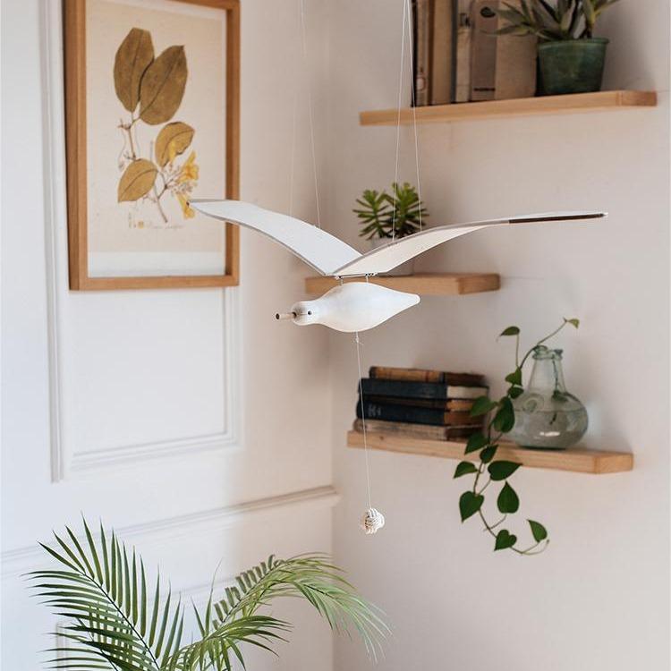 Hanging Flying Flapping Seagull Wooden Seagull Collectible Modern Soaring Seagulls Hanging Ornaments for Dorm Restaurant Apartment Decor