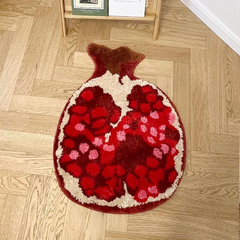 Pomegranate Shaped Bath Mat, Non-slip Soft Absorbent Carpet, Fruit Design Floor Mat for Home Bathroom Living Room Decor