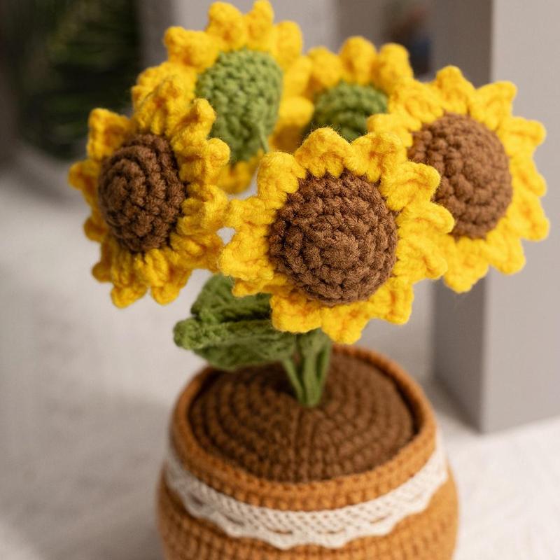 Crochet Sunflower Potted Plant, 1 Count Cute Creative Handmade Knitting Positive Energy Ornament, Home Decor for Living Room Bedroom Office