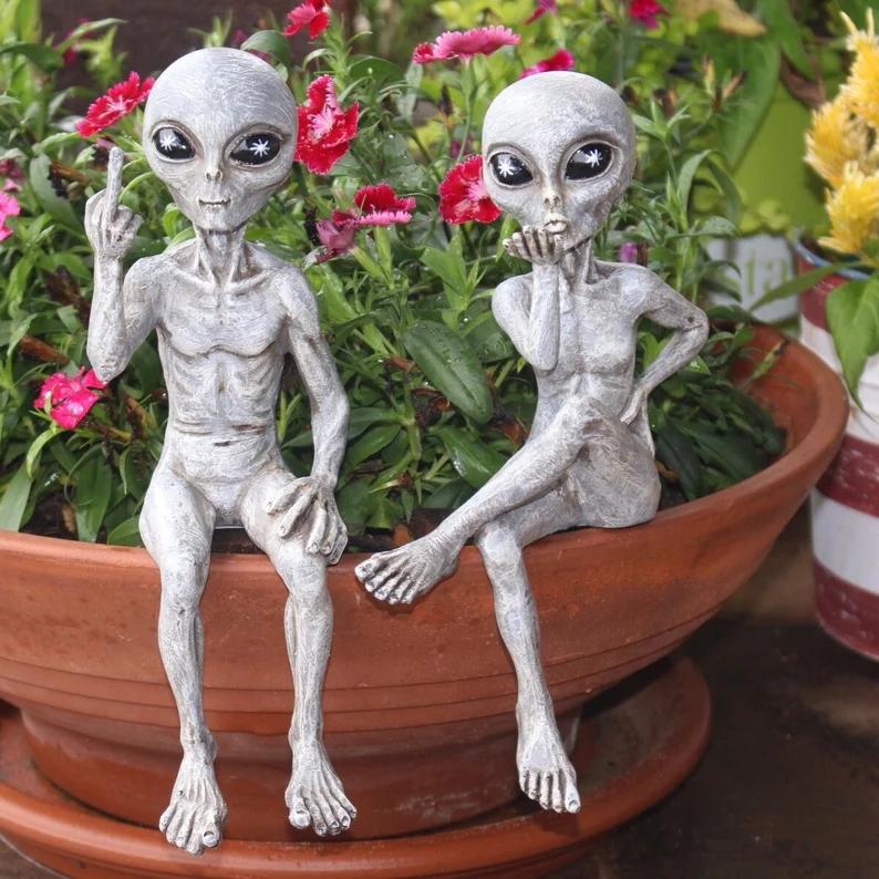 Set of 2 Rude Alien Statue “Flipping The Bird”  Shelf Sitter Extraterrestrial Figurine Funny Home or Garden Decoration