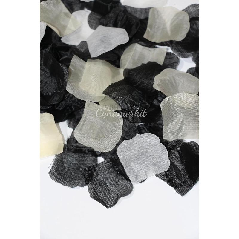 Black Rose Petals 1000 PCS Fake Rose Petals for Romantic Night,Hotel Decorations for Her,Black Party Decrationg, Valentine Decor, Artificial Rose Petals, Black Roses,Flower Petals (Black)