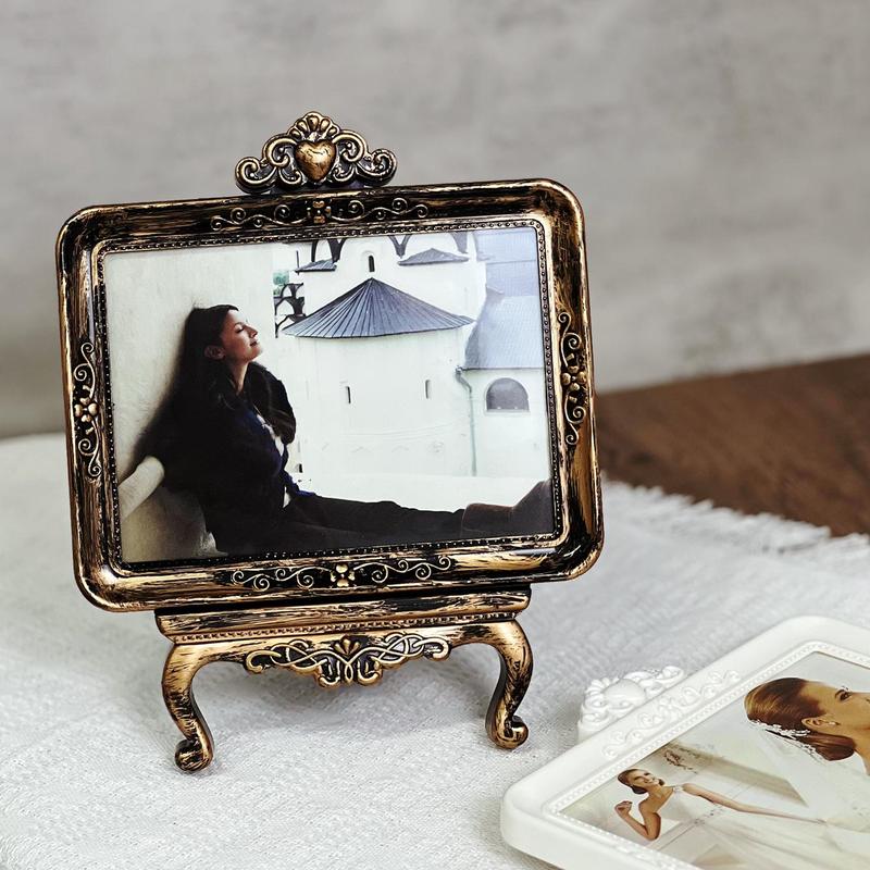 Vintage Photo Frame, 1 Count Exquisite European Style Photo Frame, Desktop Decorative Photo Frame for Home Office Environment