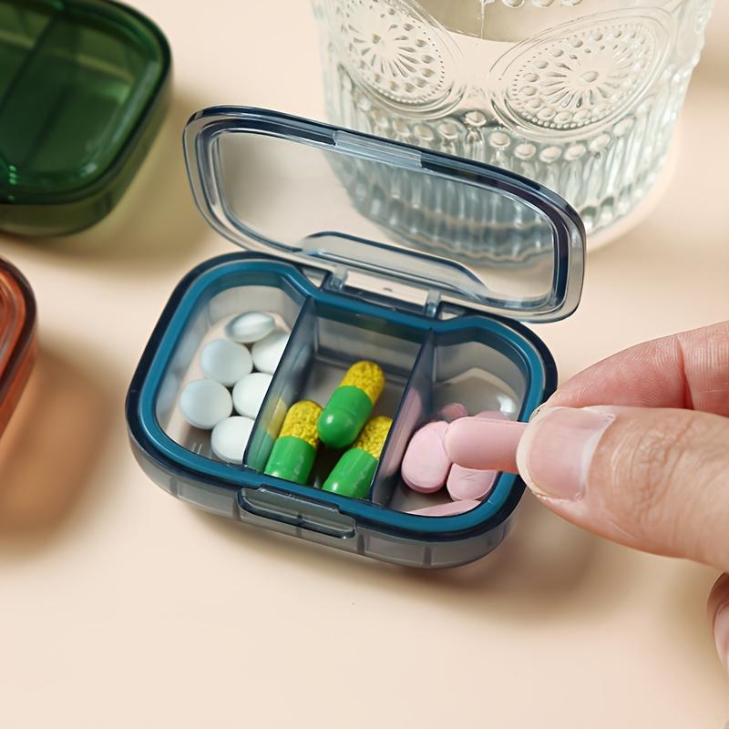 Mini Pill Storage Box, 1 Count Portable 3-grid Dustproof Pill Organizer, Medicine Storage Box for Home Office Travel