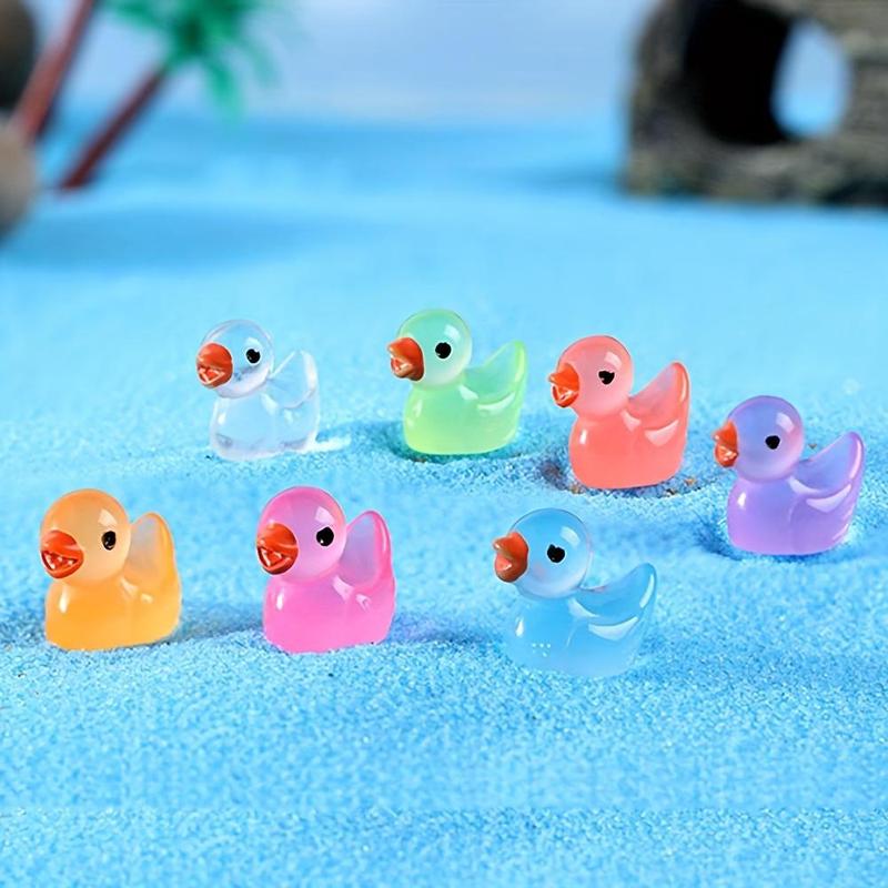 Mini Luminous Duck Sculpture, 10pcs 20pcs 40pcs 100pcs Counts Christmas Miniature Luminous Duck Sculpture, DIY Decorative Ornament for Car, Back To School Micro Landscape, Fall Gift, Thanksgiving, Chrismats Gift Set