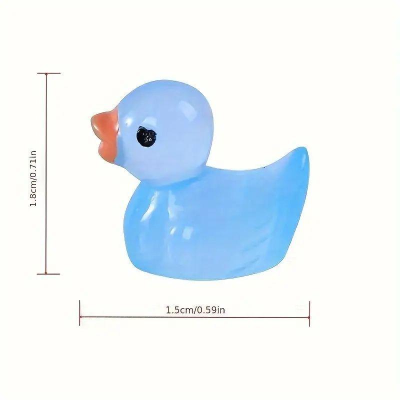 Cute Duck Design Ornament, Random Color Glow in The Dark Mini Desktop Decoration, Home Decor for Living Room Bedroom Dining Room