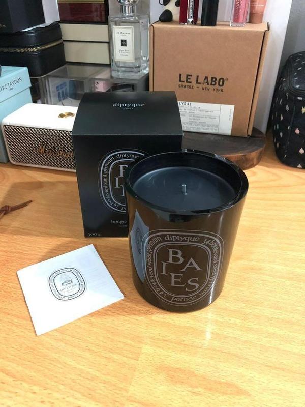 Diptyque Baies Black Candle – 10.2oz Relaxing Ambiance in Any Space. Home Décor, Special Occasions, or Gifting. Decor Freshener Ornaments Decoration