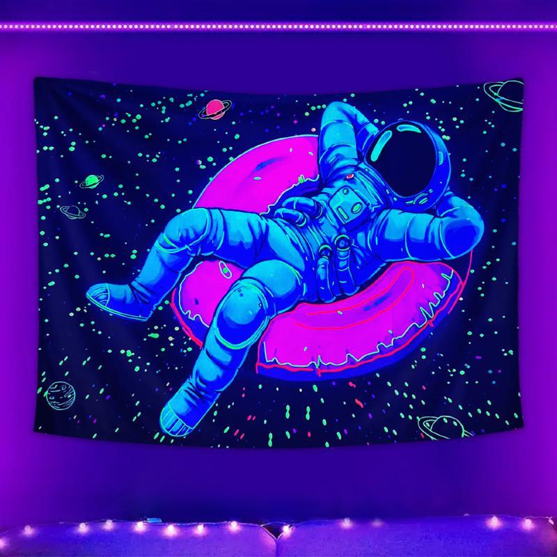 Astronaut Pattern Fluorescent Tapestry, Dark Themed Light Tapestry, Cool Milky Way Space Starry Sky Tapestry, Living Room Bedroom Aesthetic Decor Wall Hanging