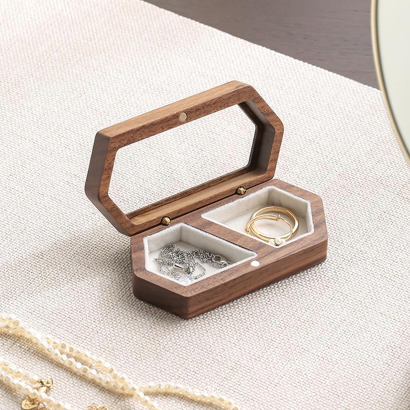 Random Wooden Grain Ring Storage Box, 1 Count Wedding Ceremony Ring Box with Clear Lid, Jewelry Display Container for Proposal Gifts