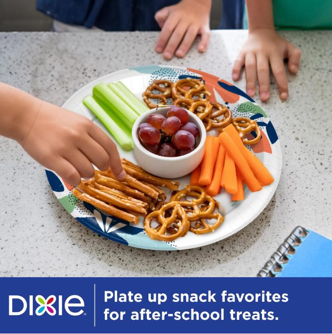 Dixie Disposable Paper Plates, 10