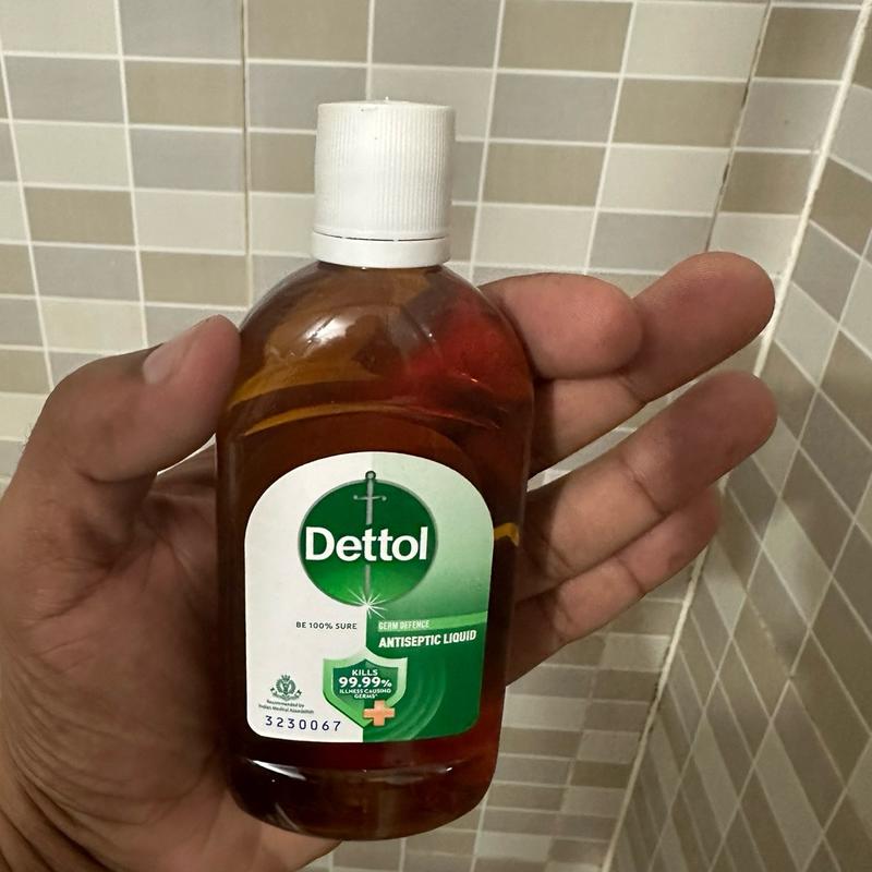 1 pack DETTOL LIQUID ANTISEPTIC DISINFECTANT 125 ml